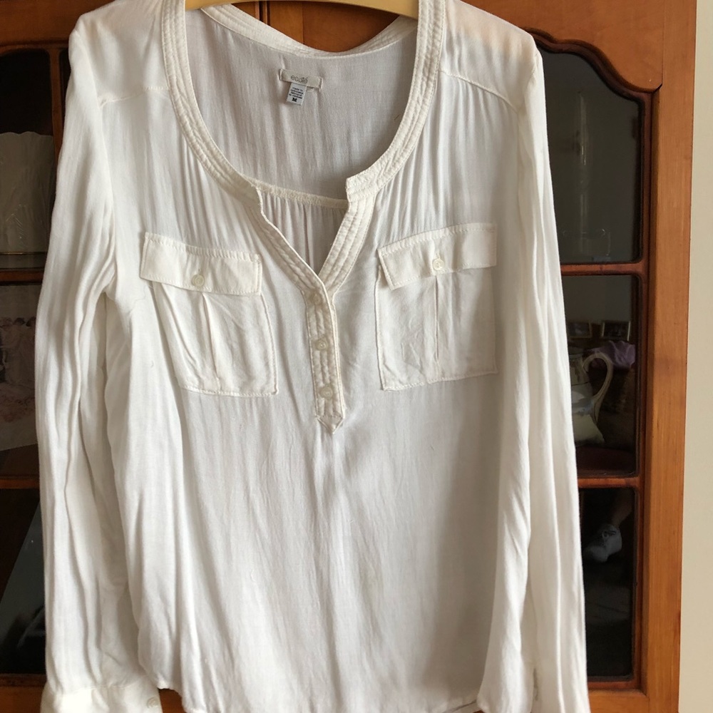 Loose chiffon white long sleeve top
